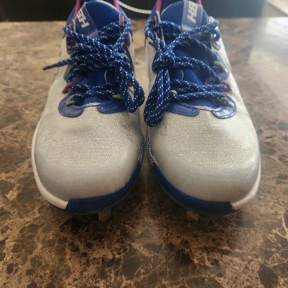Under Armour Baseball Cleats Men's 9 Harper 8 Low ST White Royal Shoes Hybrid - Picture 4 of 5